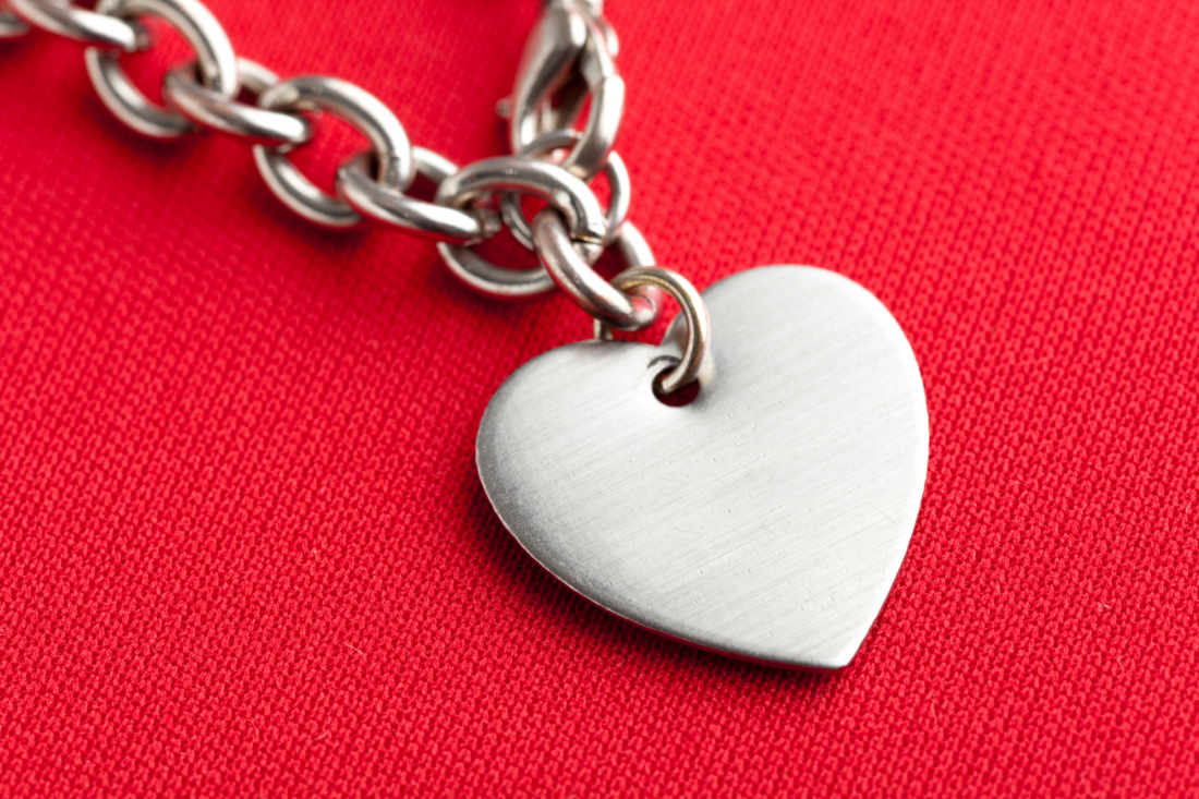 5 Occasions When a Heart Chain Bracelet is The Ideal Gift